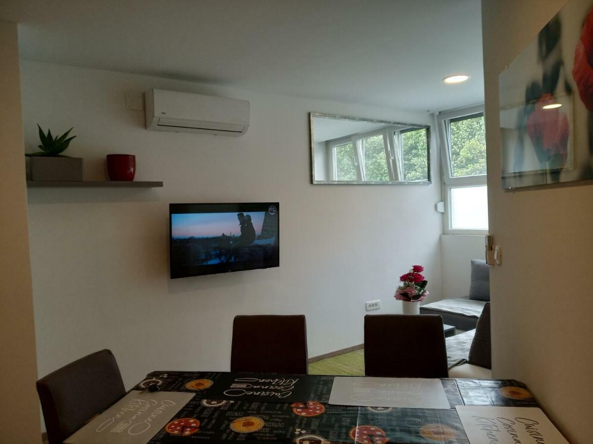 Odyssey Apartment Split Eksteriør billede